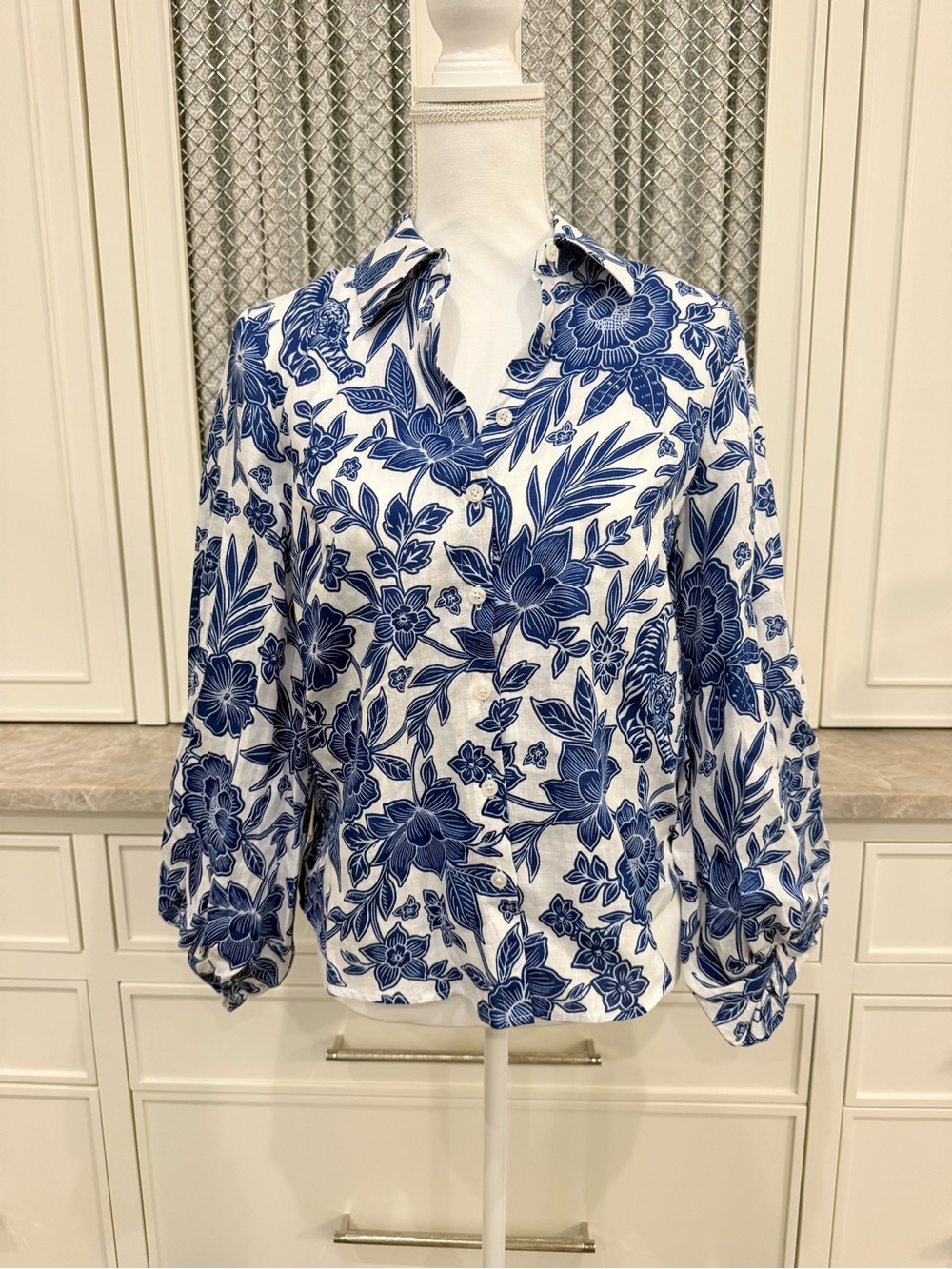 NWT Boden Puff Sleeve Blue Floral Linen Shirt  - size 6 - Picture 7 of 15